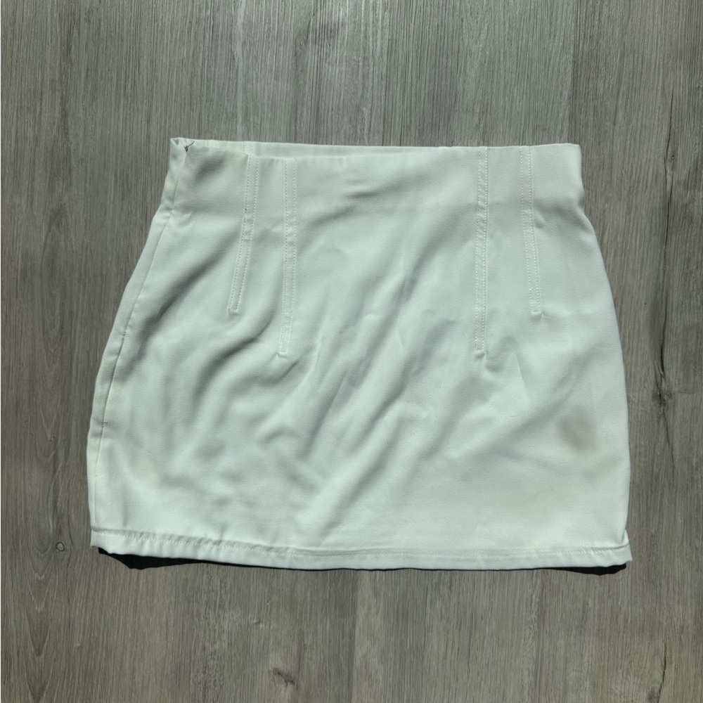 Zara Elegant Cream Skirt